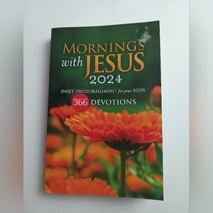 Mornings with Jesus 2024: Daily Encouragement for Your Soul 366 Devotions